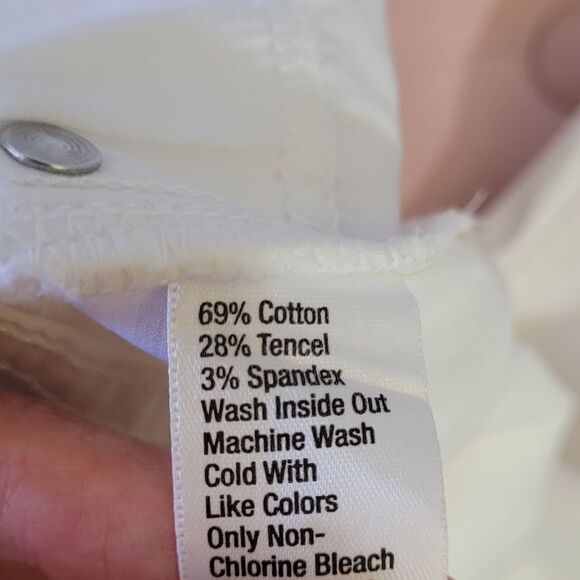 NWT Cynthia Rowley Women's Size 4 Clean White Soft Denim Cropped Jeans Summer - Picture 9 of 10